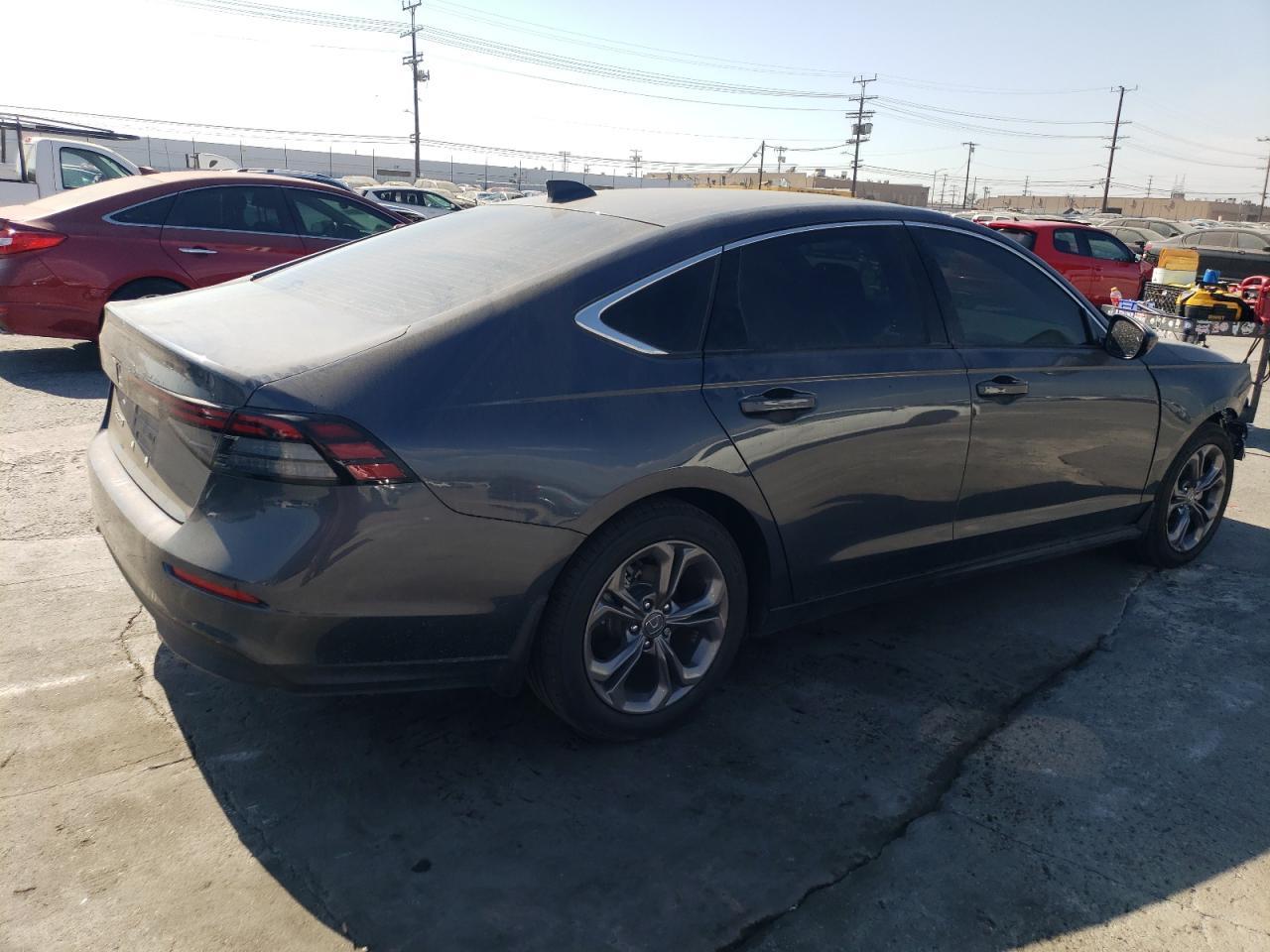 2024 HONDA ACCORD EX - Фото 3