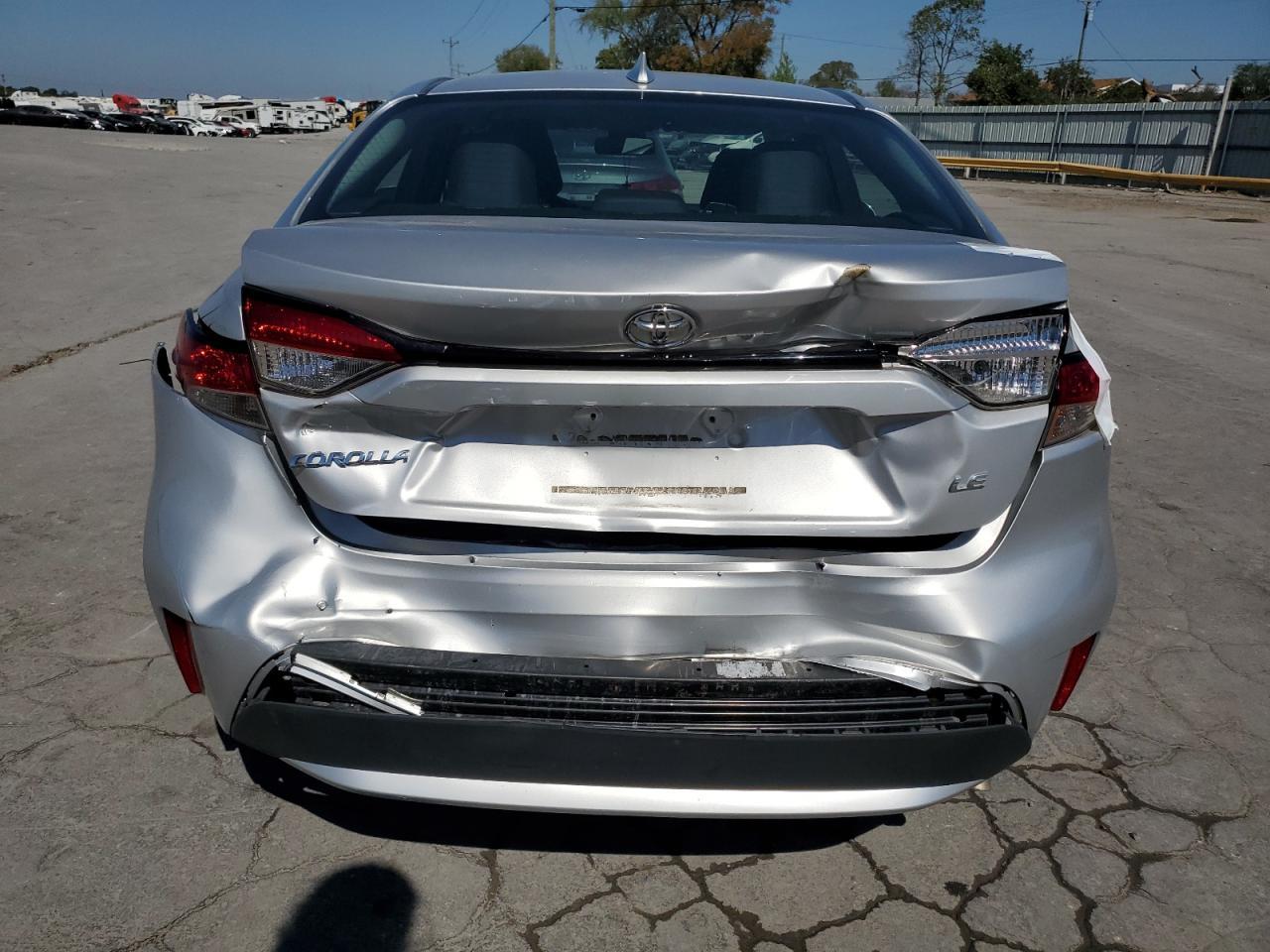 2021 TOYOTA COROLLA LE - Фото 6