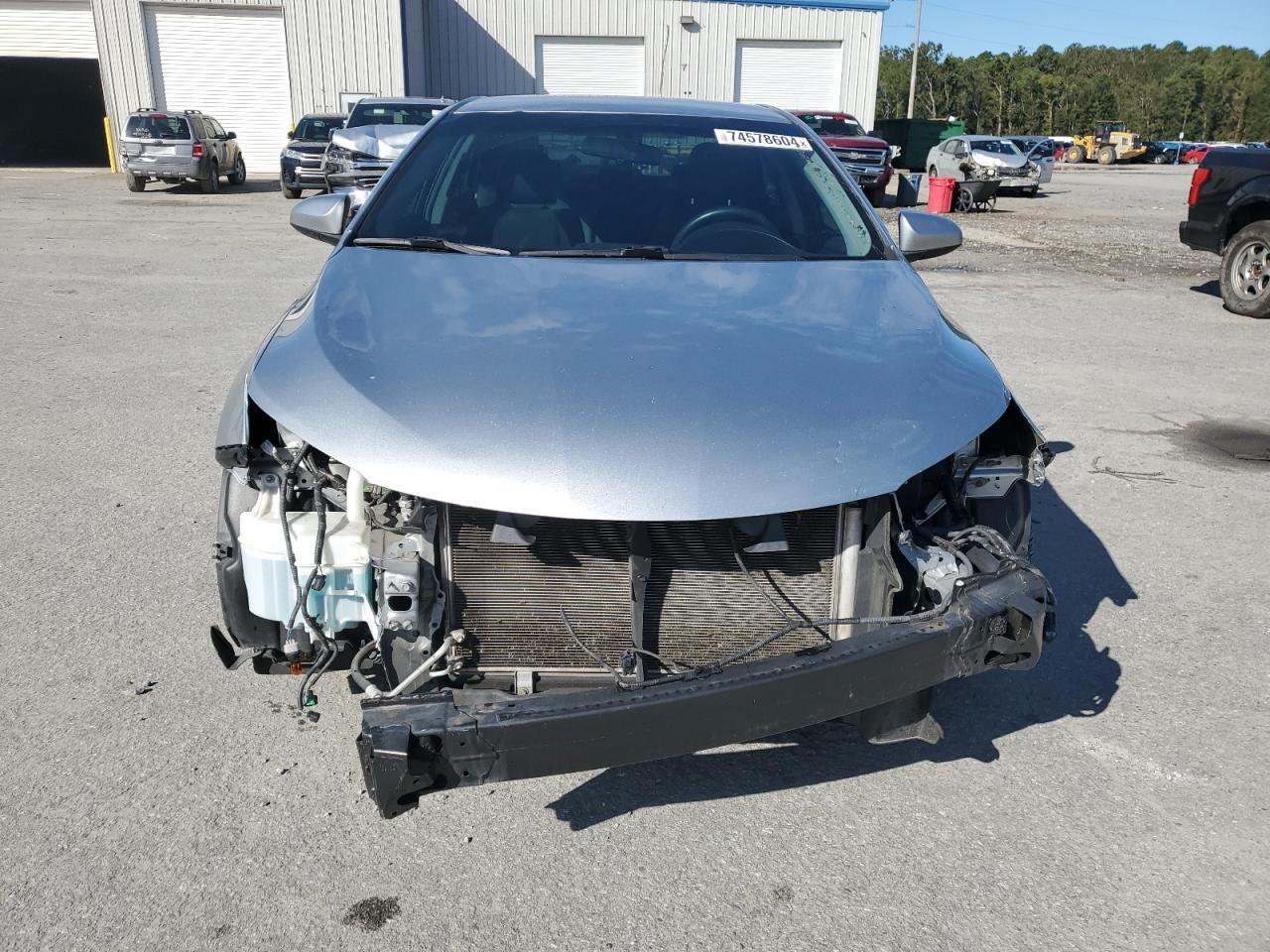 2016 TOYOTA CAMRY LE - Фото 5