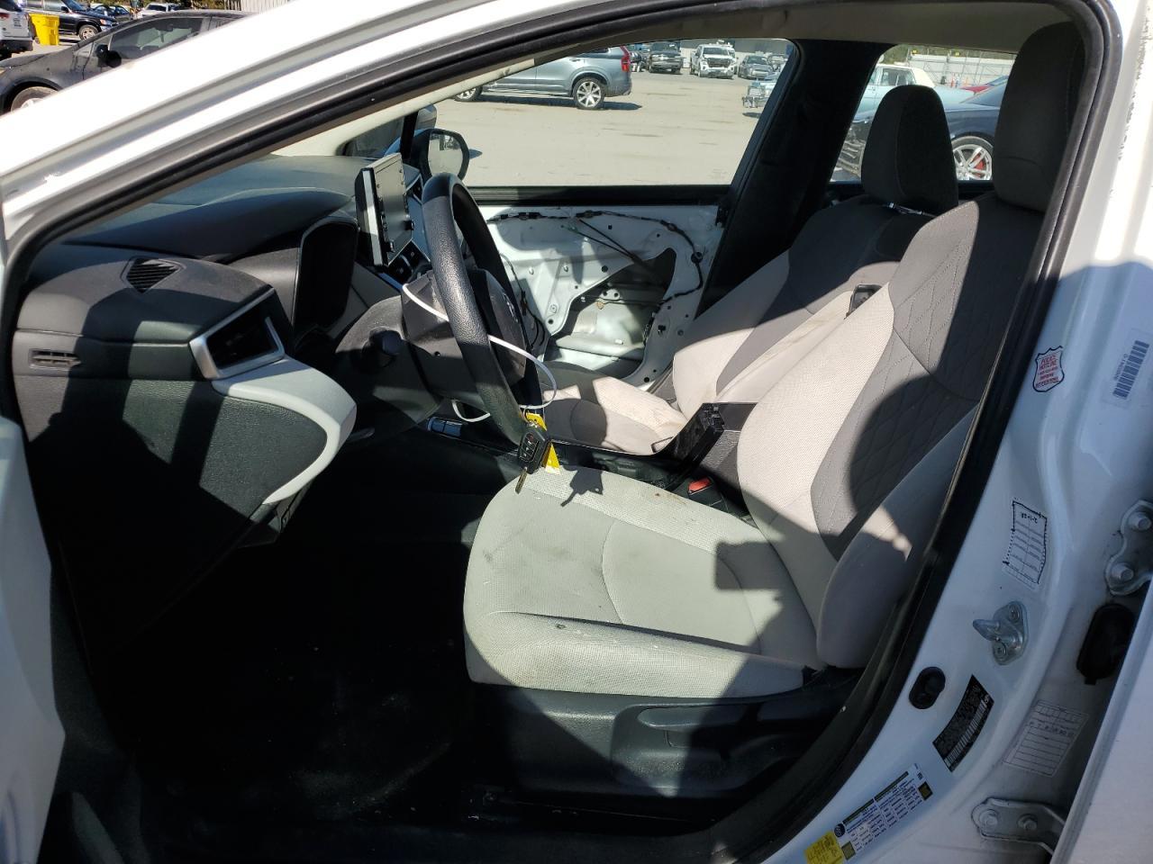 2021 TOYOTA COROLLA LE - Image 7