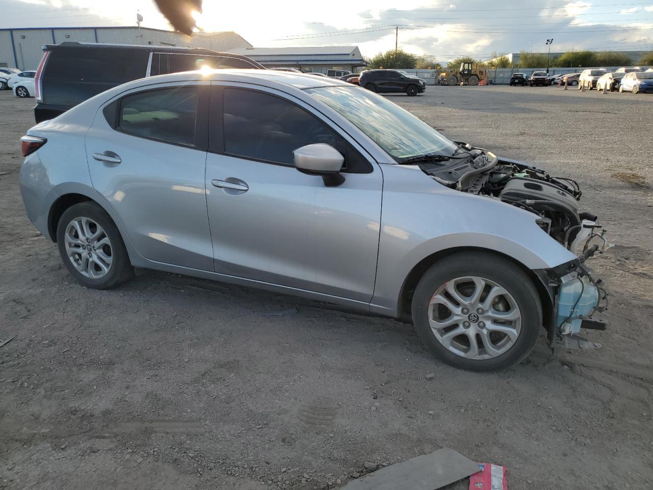 2017 TOYOTA YARIS IA - Image 4