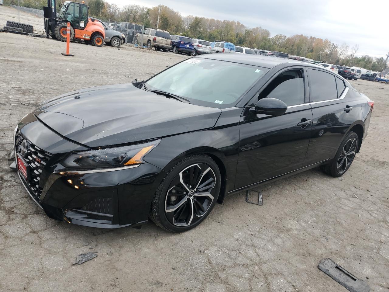 2024 NISSAN ALTIMA SR
