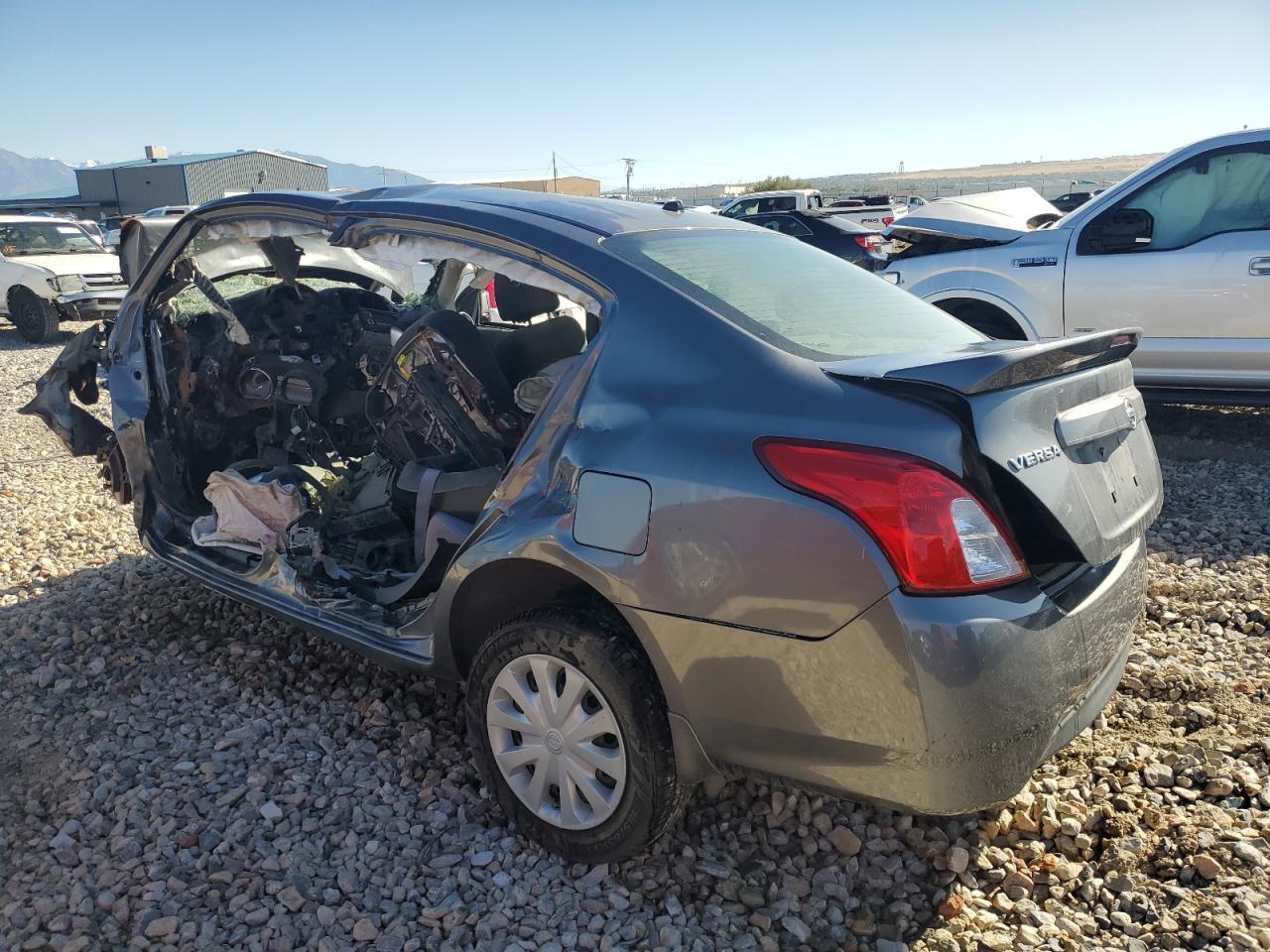 2016 NISSAN VERSA S - Image 2