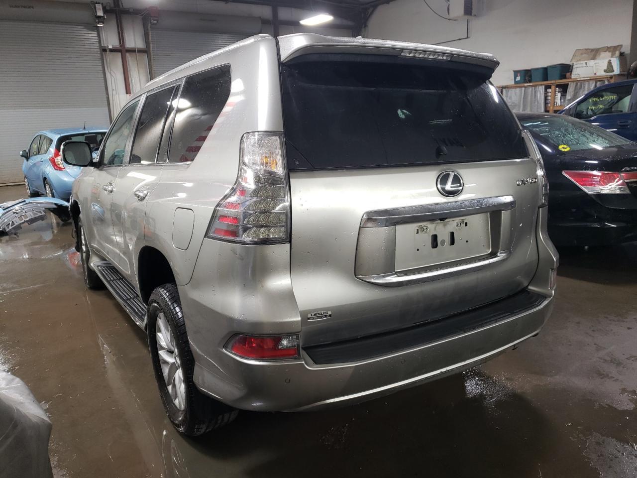 2022 LEXUS GX 460 - Фото 2