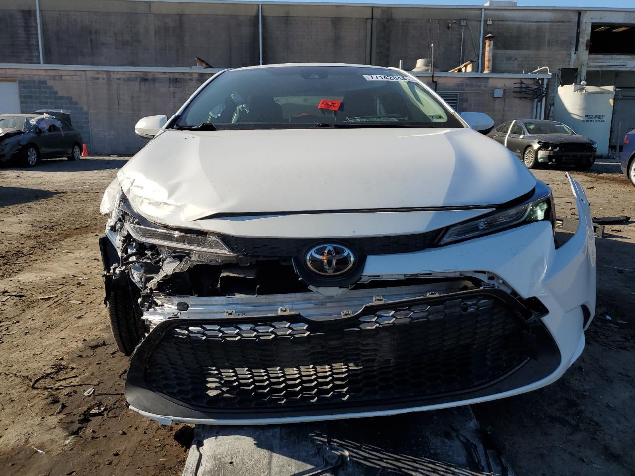 2021 TOYOTA COROLLA LE - Фото 5
