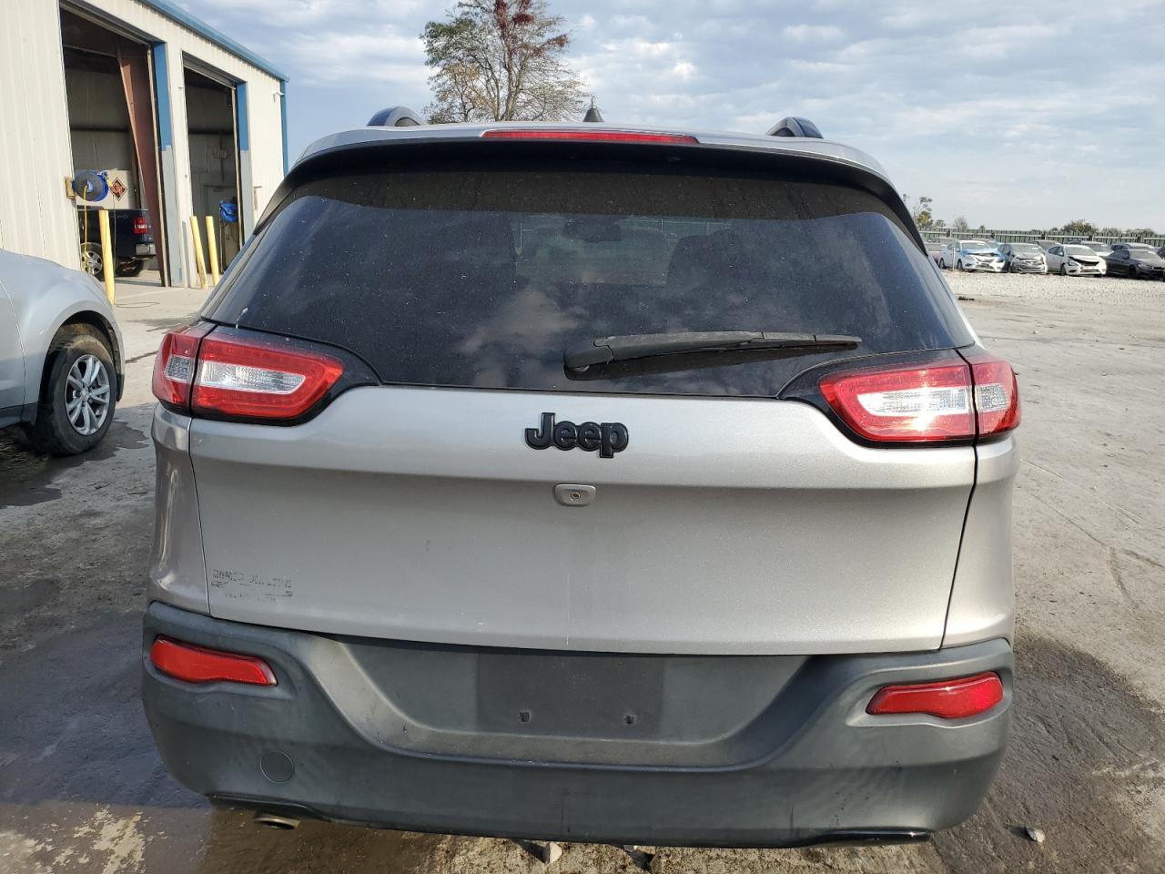 2016 JEEP CHEROKEE L - Image 6