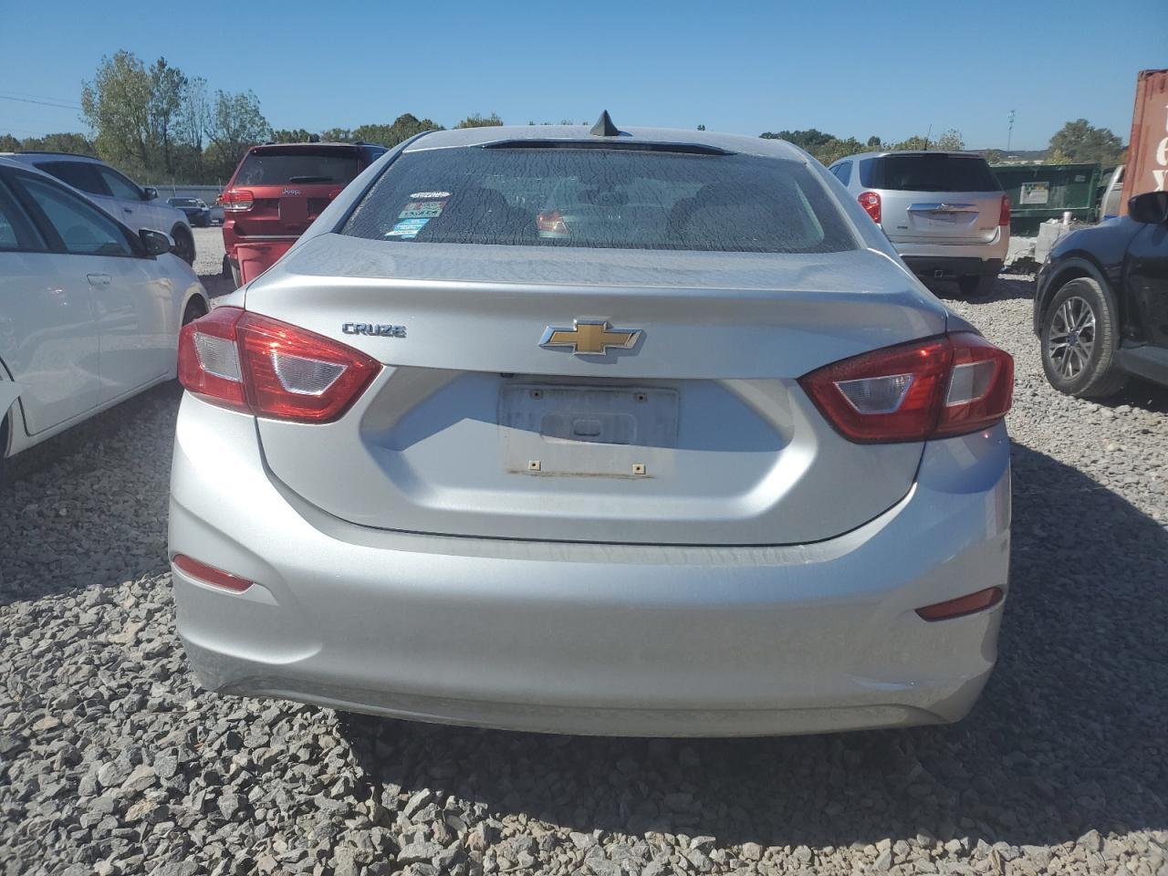 2017 CHEVROLET CRUZE LS - Фото 6