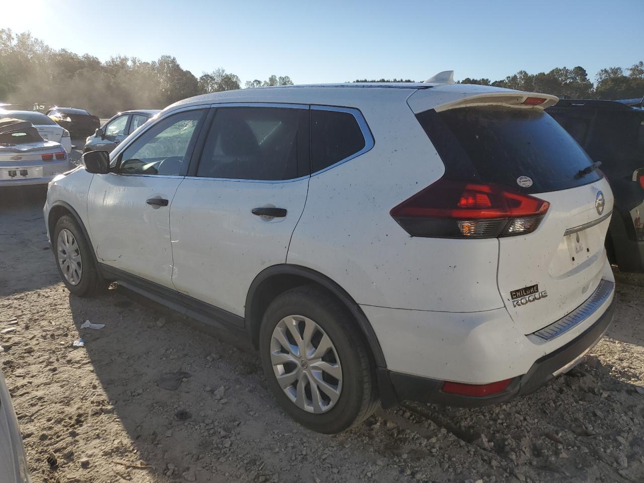 2018 NISSAN ROGUE S - Фото 2