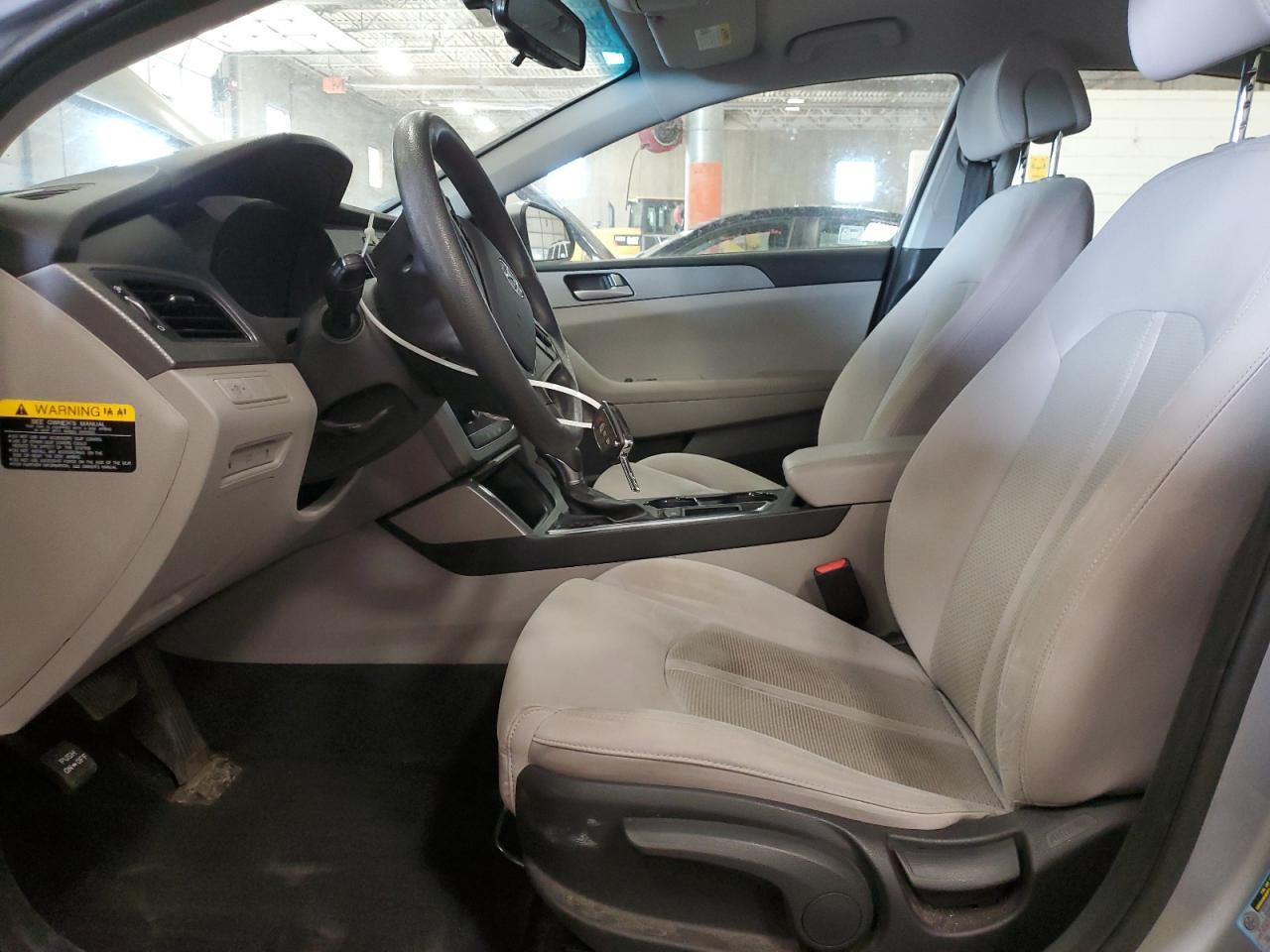 2017 HYUNDAI SONATA SE - Фото 7