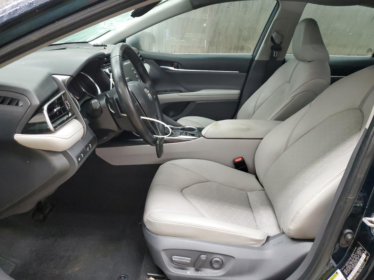 2019 TOYOTA CAMRY XSE - Image 7