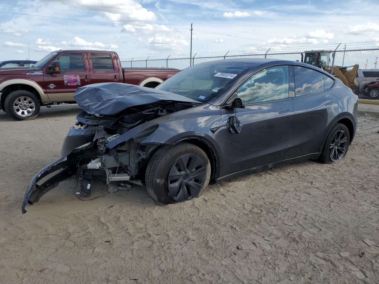 2024 TESLA MODEL Y