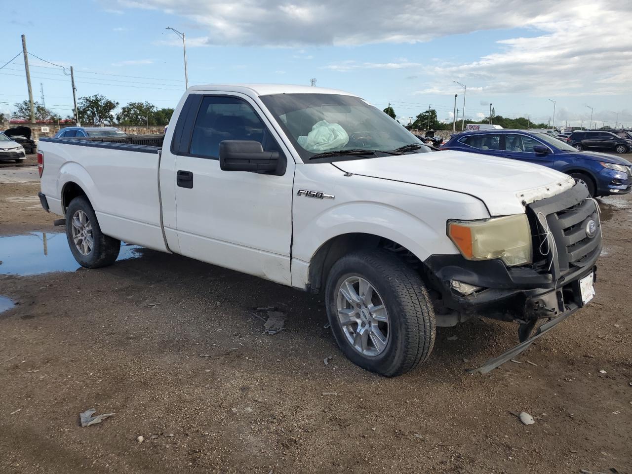 2010 FORD F150 - Image 4