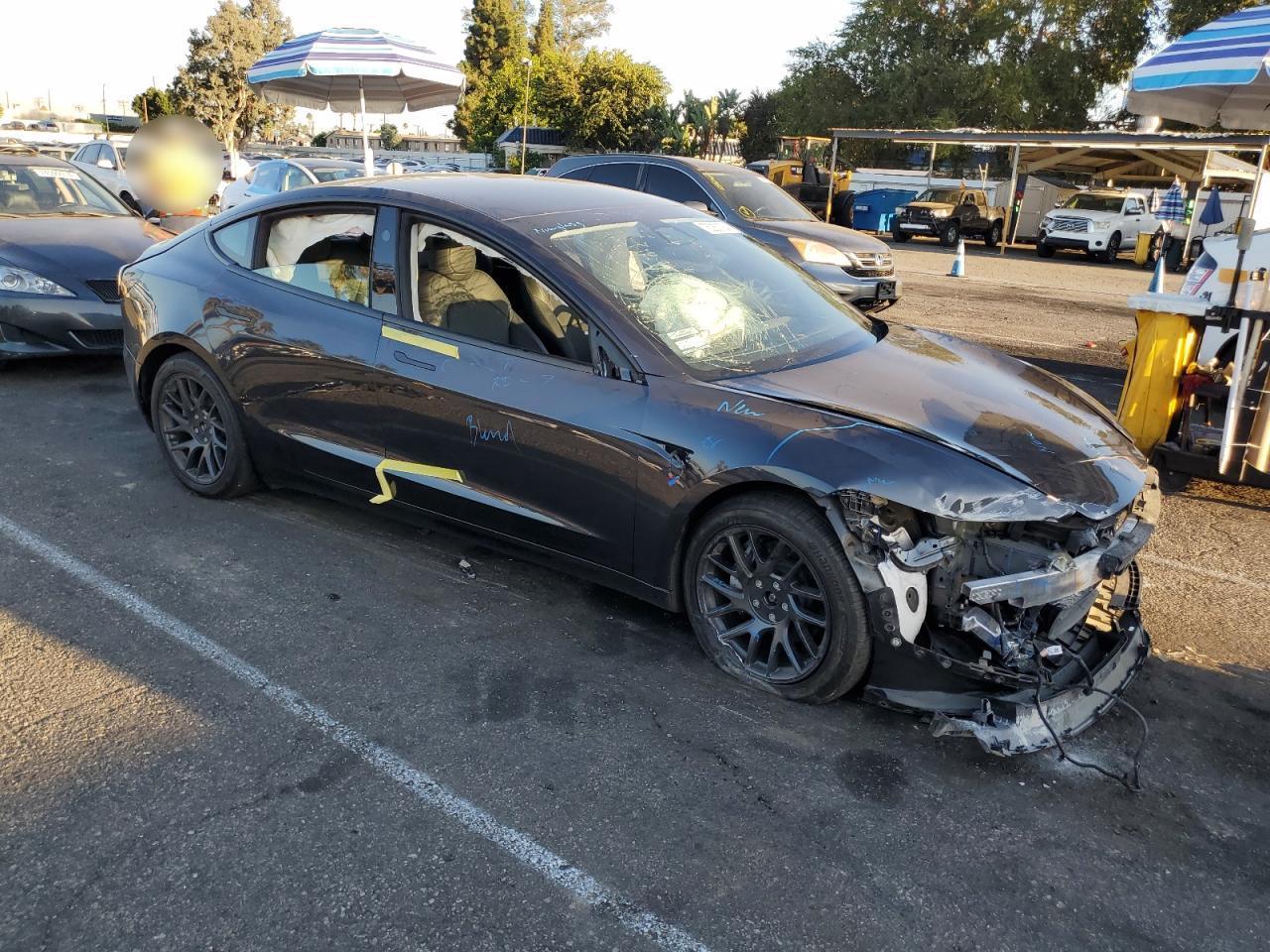2024 TESLA MODEL 3 - Фото 4