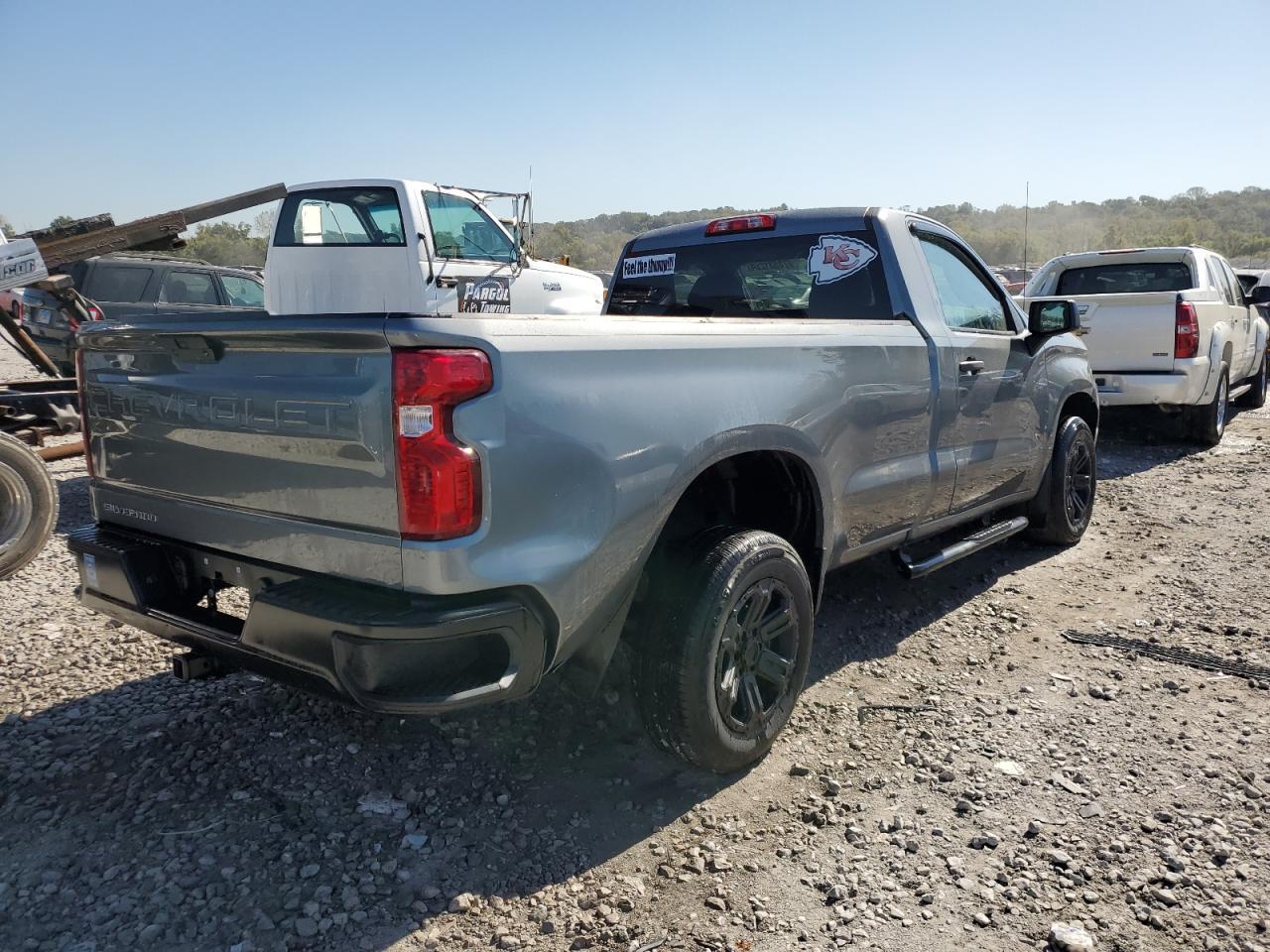 2021 CHEVROLET SILVERADO - Фото 3