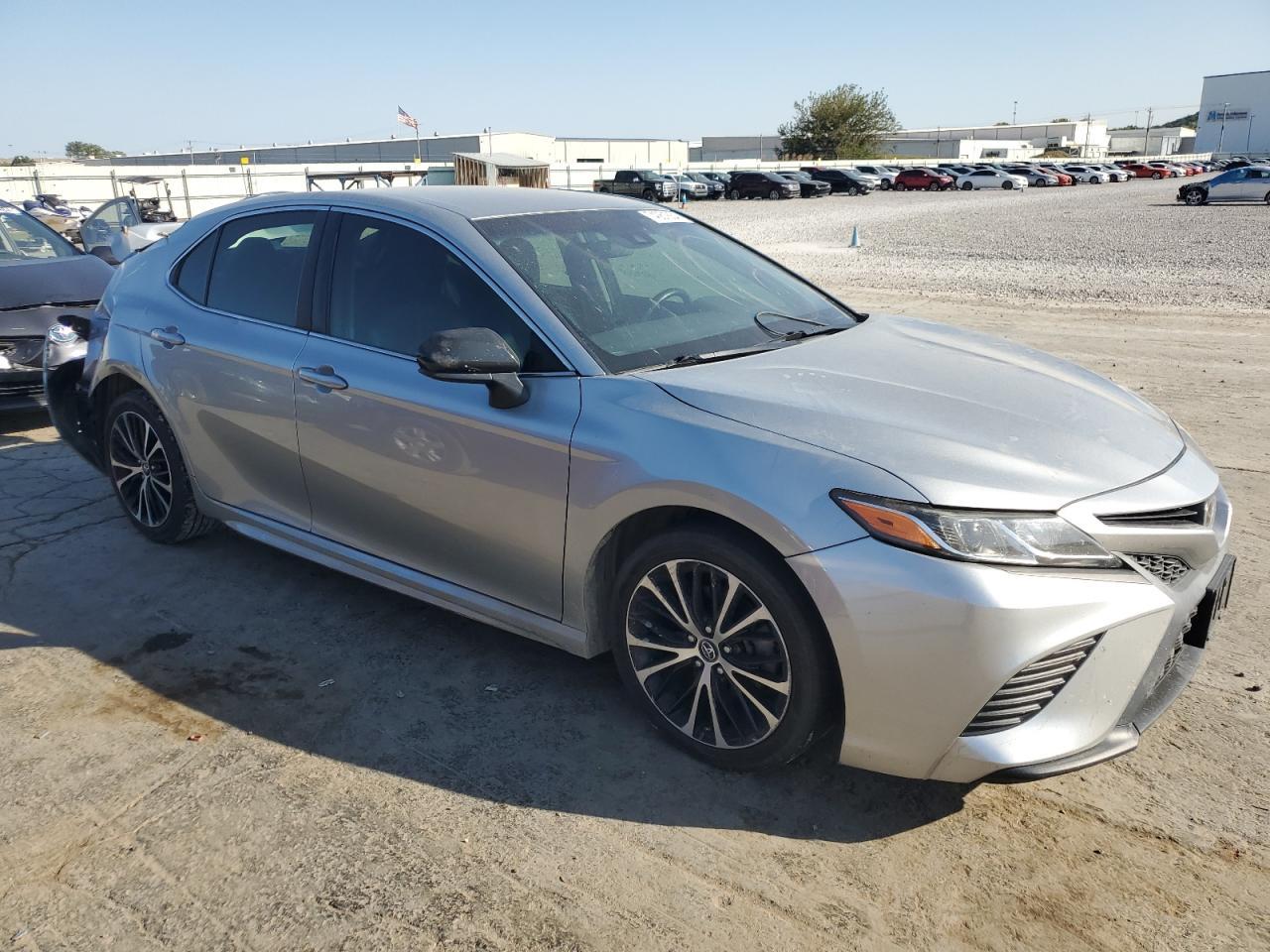 2018 TOYOTA CAMRY L - Image 4