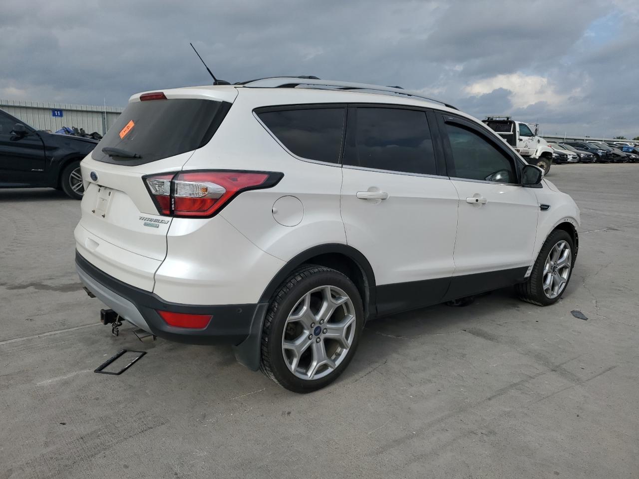 2017 FORD ESCAPE TIT - Image 3