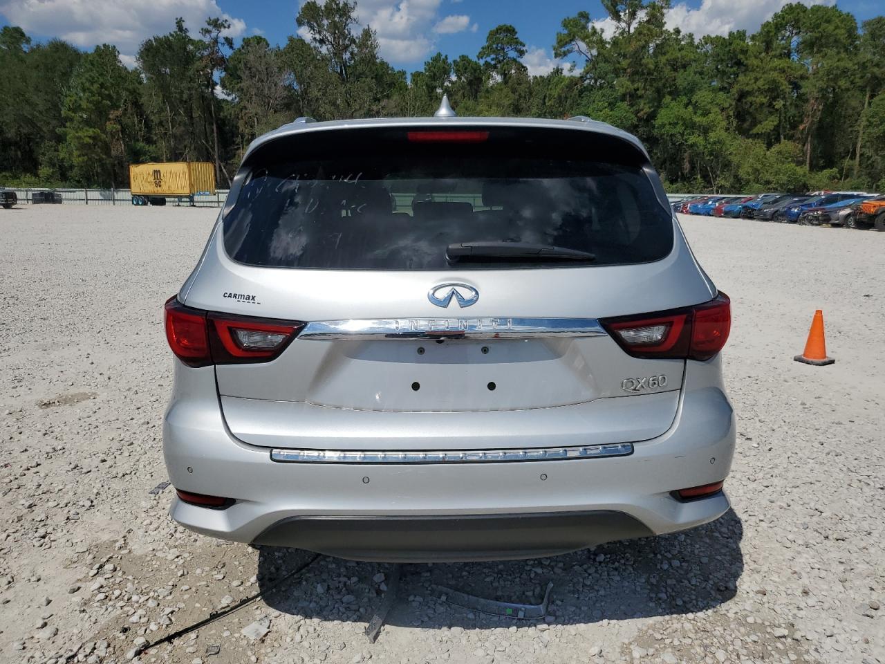 2019 INFINITI QX60 LUXE - Image 6