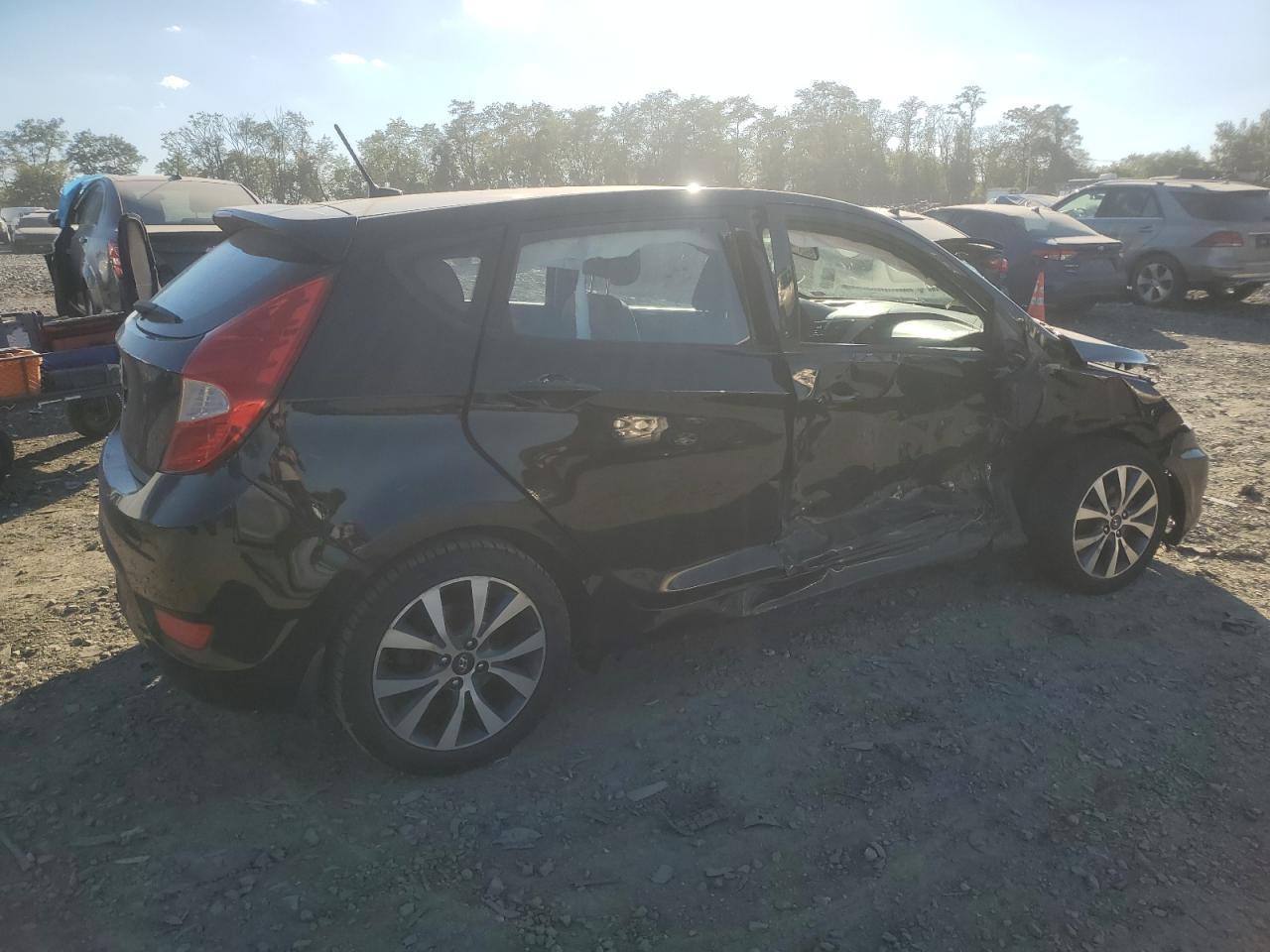 2015 HYUNDAI ACCENT GLS - Image 3