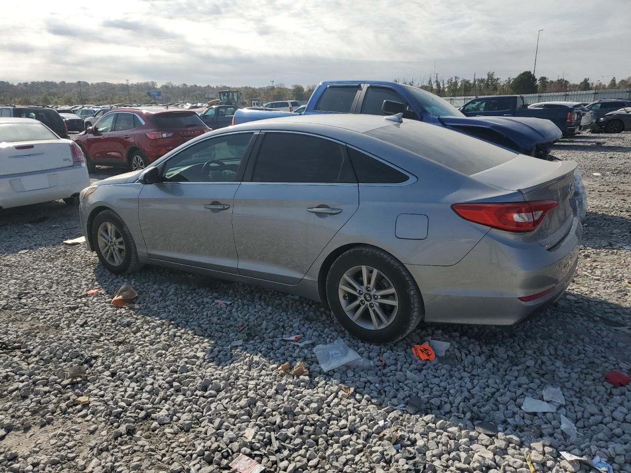 2017 HYUNDAI SONATA SE - Фото 2