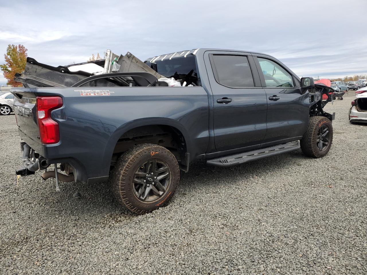 2021 CHEVROLET SILVERADO - Фото 3