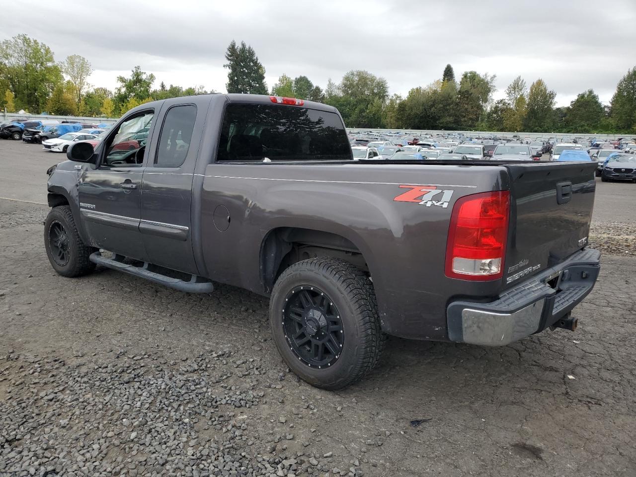 2011 GMC SIERRA K15 - Image 2