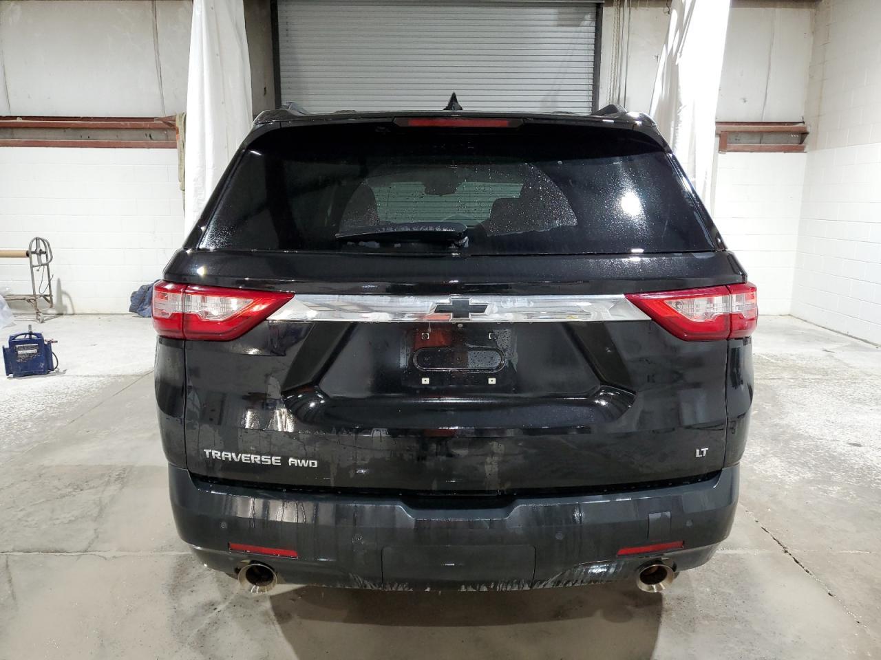 2021 CHEVROLET TRAVERSE L - Фото 6