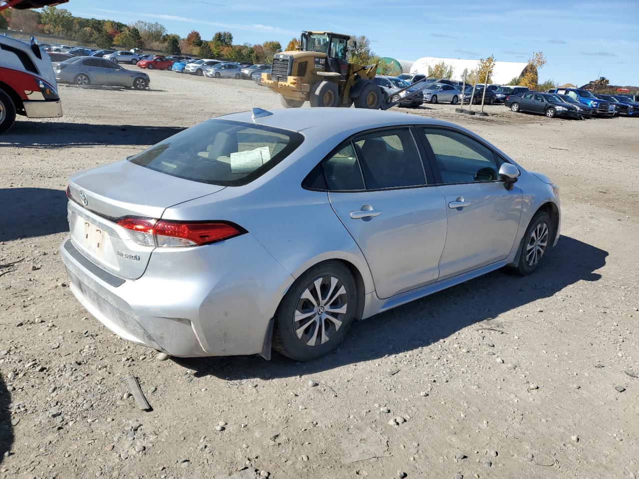 2022 TOYOTA COROLLA LE - Image 3