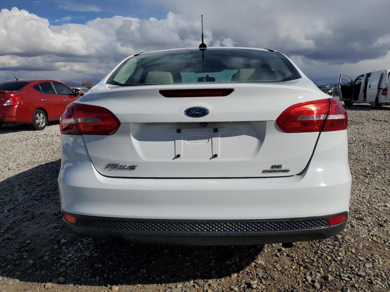 2016 FORD FOCUS SE - Фото 6