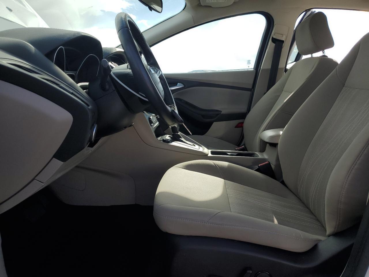 2016 FORD FOCUS SE - Фото 7