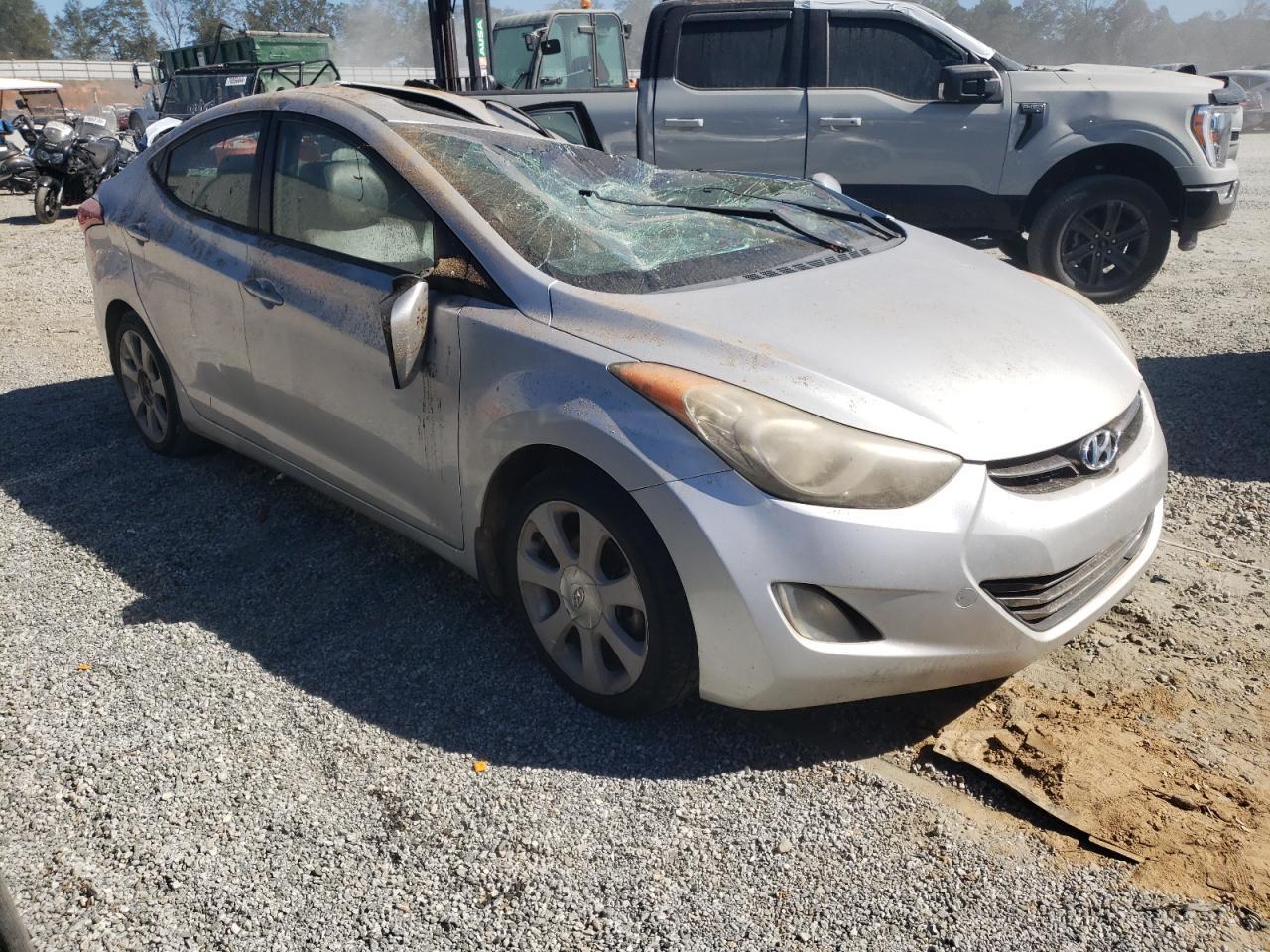 2013 HYUNDAI ELANTRA GL - Image 4
