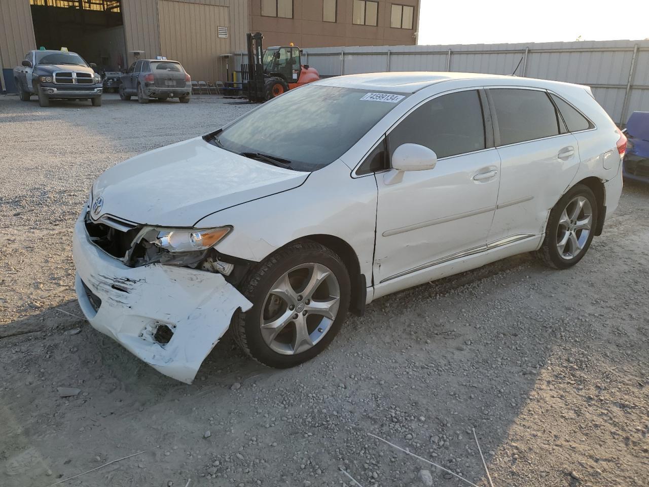 2011 TOYOTA VENZA