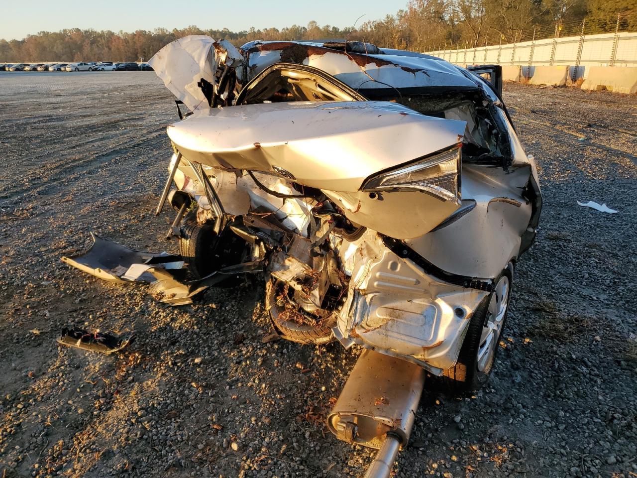2016 TOYOTA COROLLA L - Фото 6