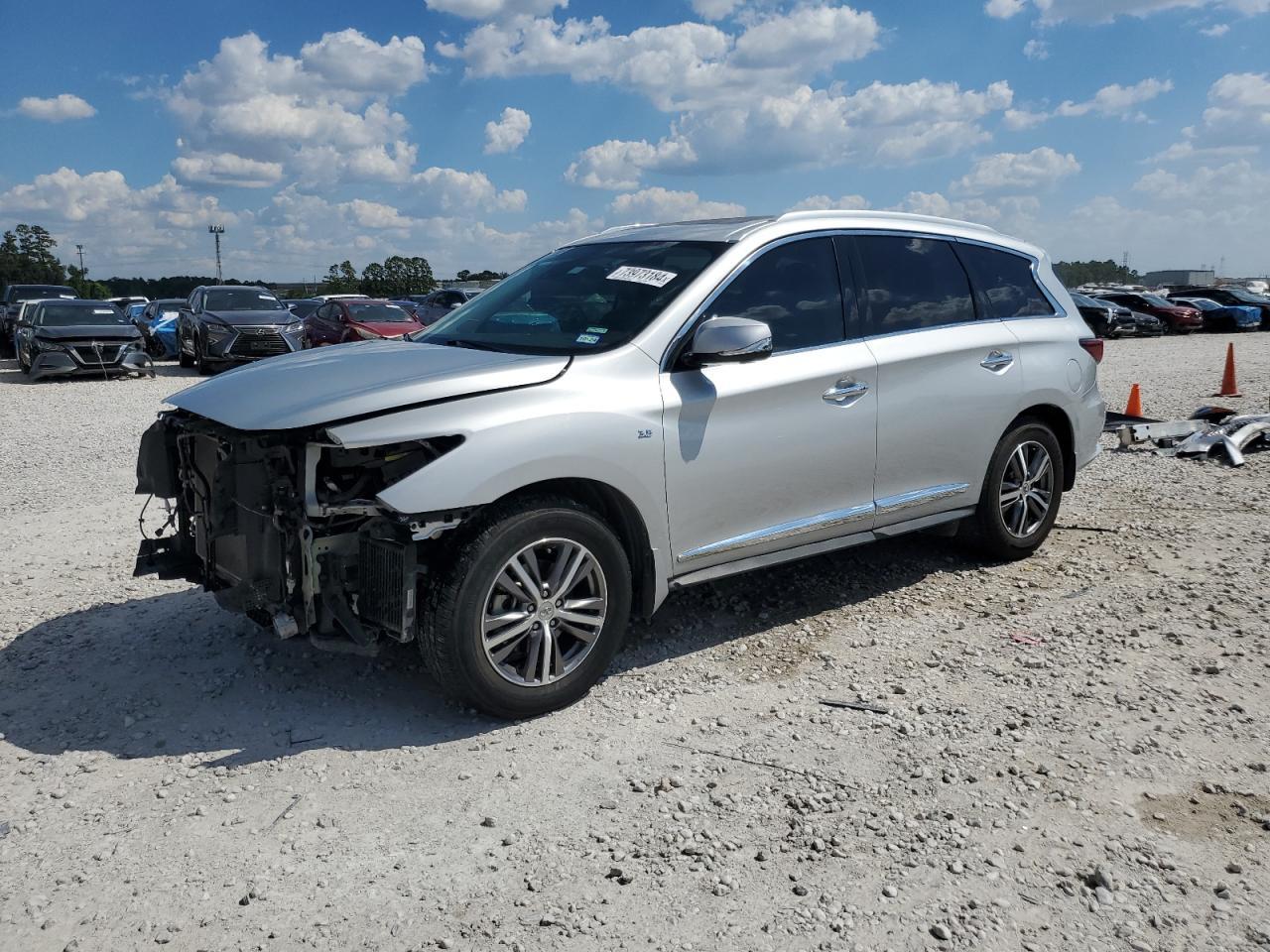 2019 INFINITI QX60 LUXE