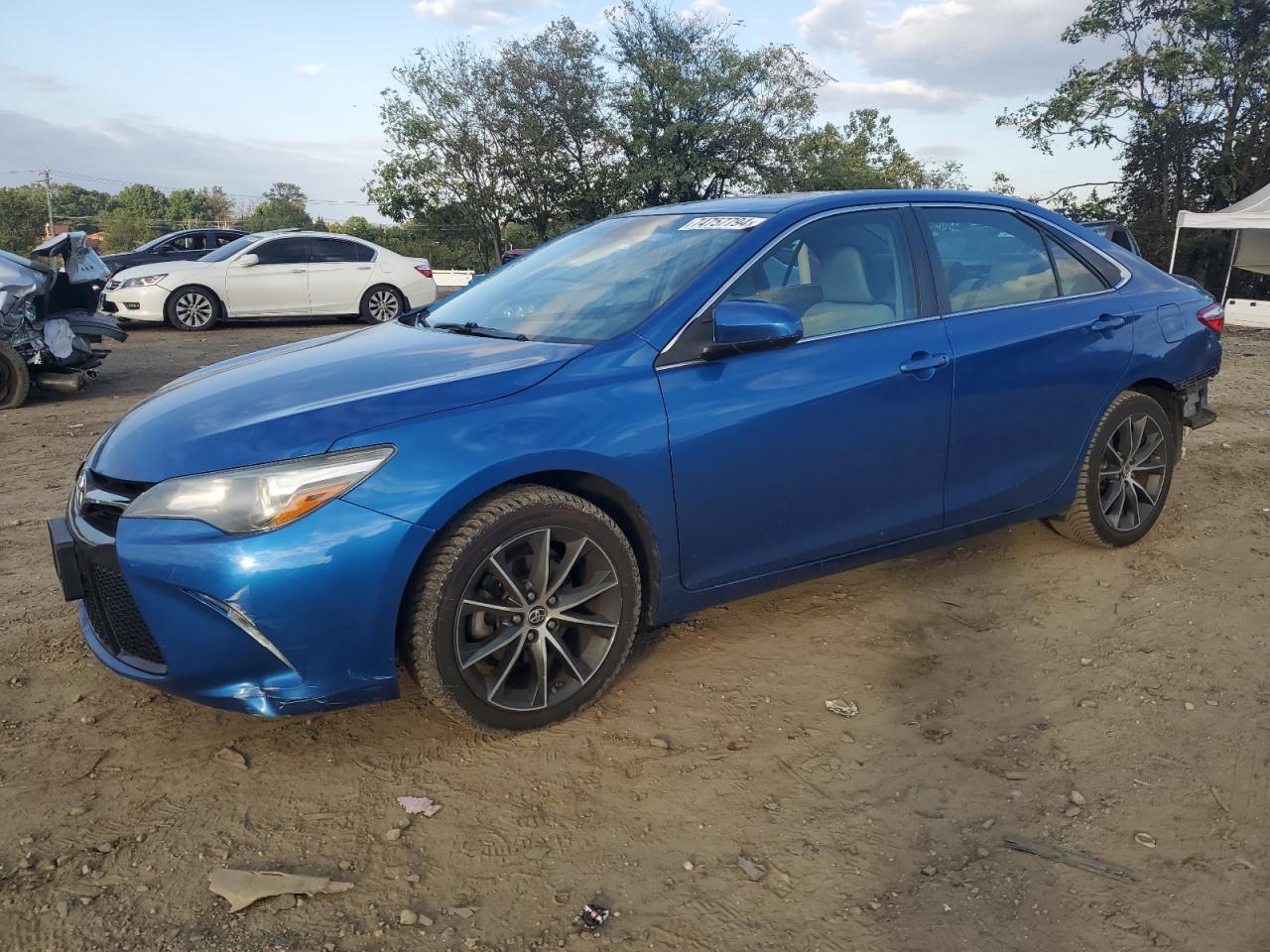 2017 TOYOTA CAMRY LE