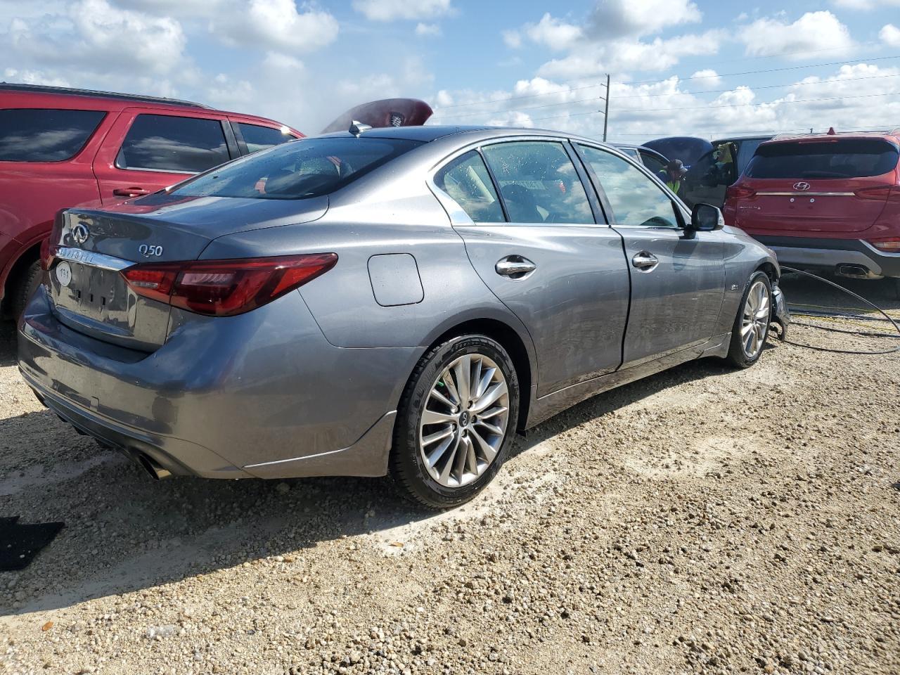 2018 INFINITI Q50 LUXE - Фото 3