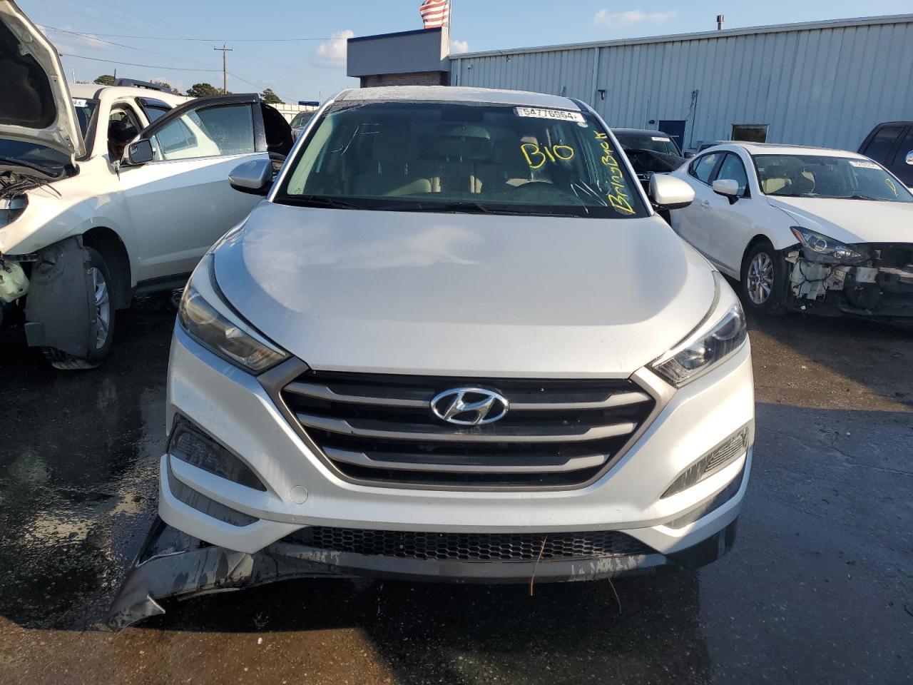 2016 HYUNDAI TUCSON SE - Фото 5