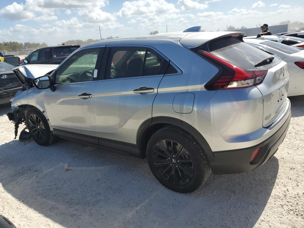 2022 MITSUBISHI ECLIPSE CR - Фото 2