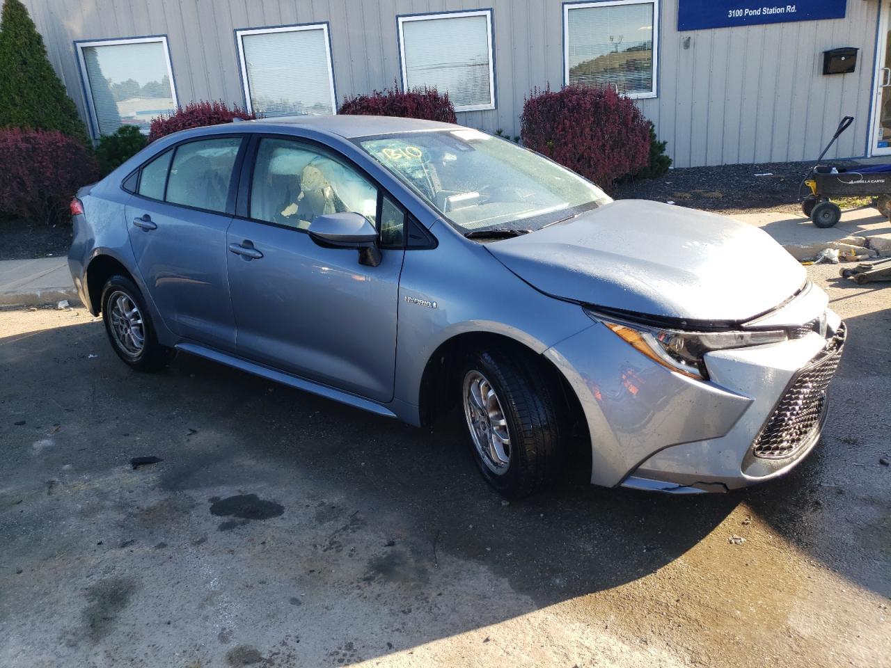2021 TOYOTA COROLLA LE - Фото 4