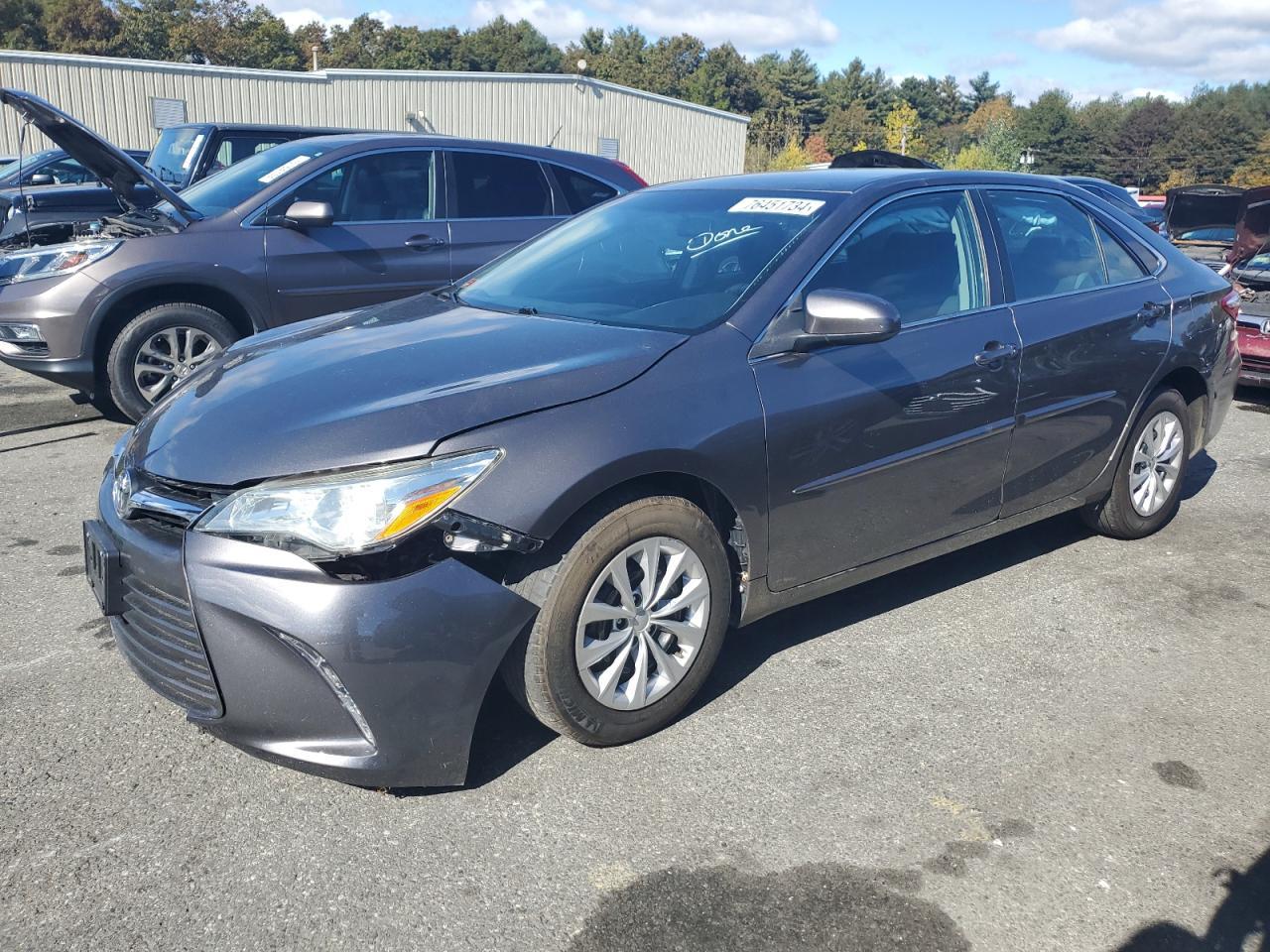 2016 TOYOTA CAMRY LE