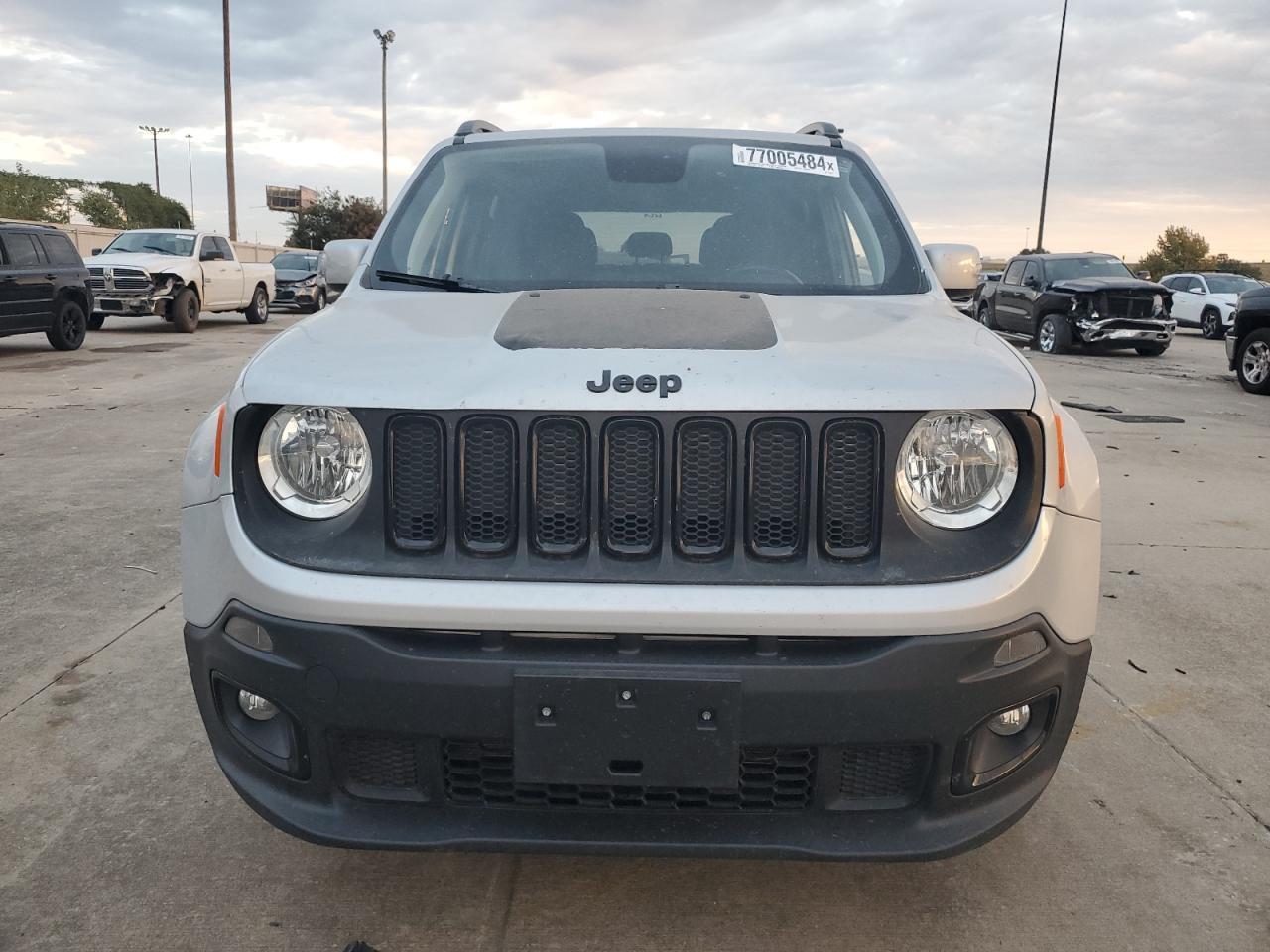 2018 JEEP RENEGADE L - Фото 5