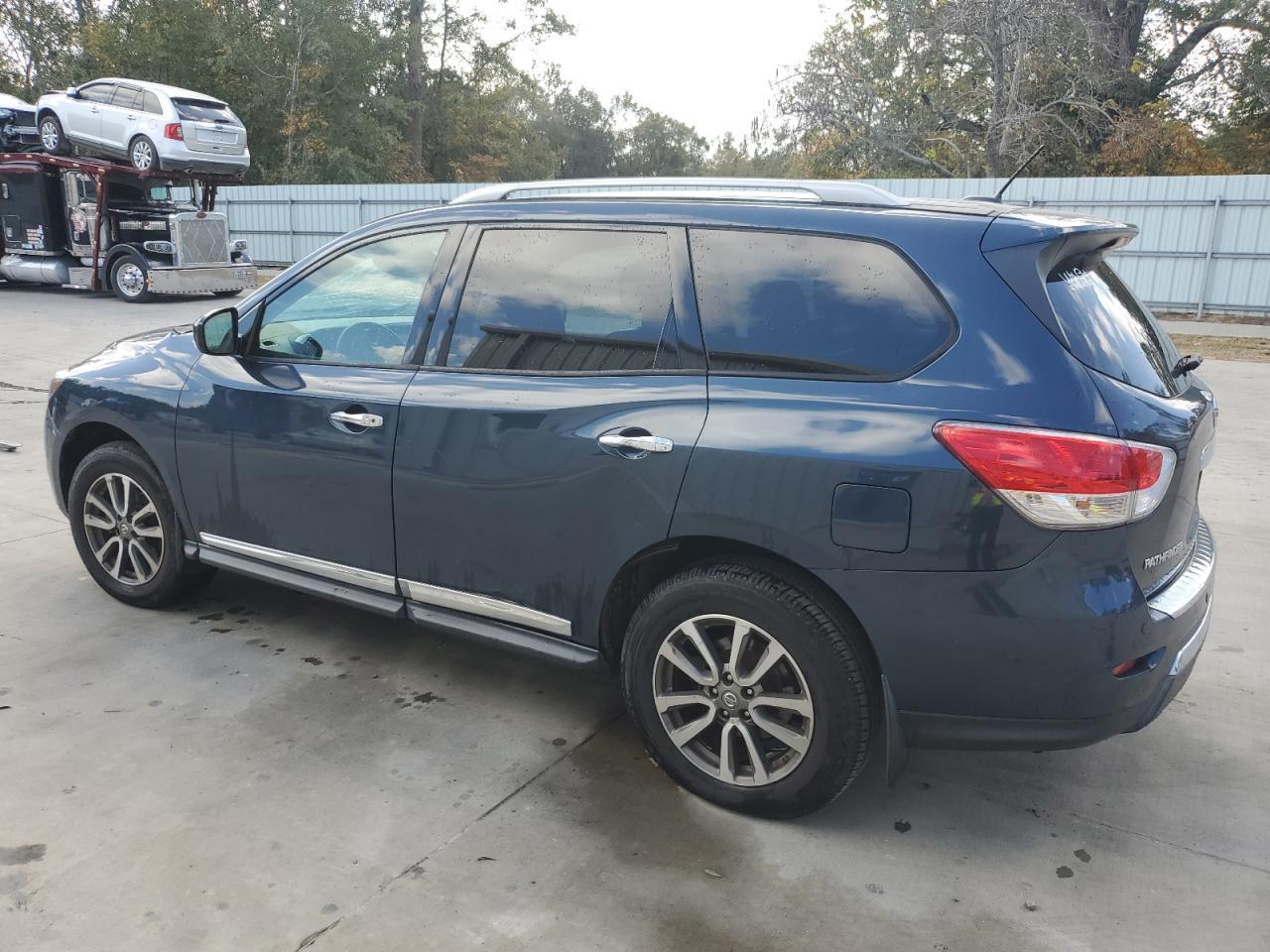 2013 NISSAN PATHFINDER - Image 2