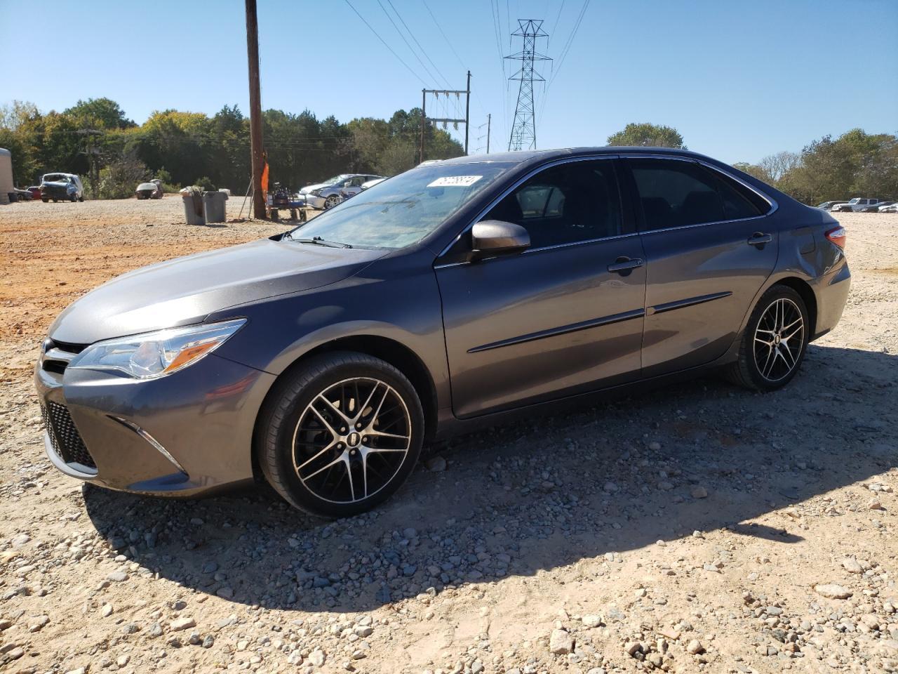 2015 TOYOTA CAMRY LE