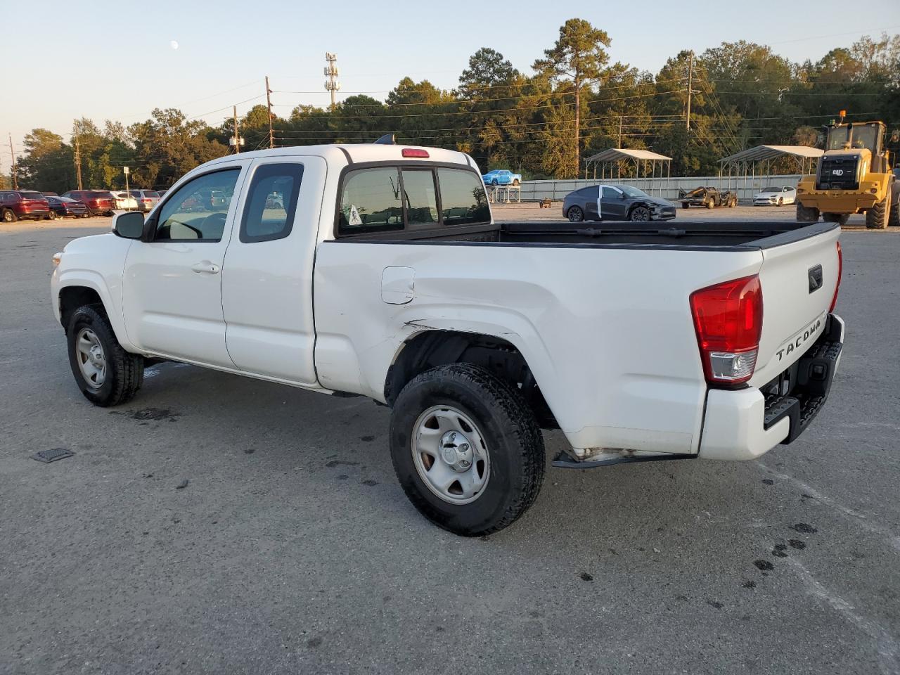 2017 TOYOTA TACOMA ACC - Фото 2