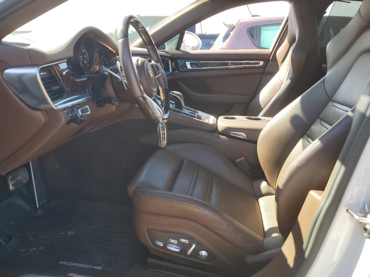 2018 PORSCHE PANAMERA 4 - Фото 7