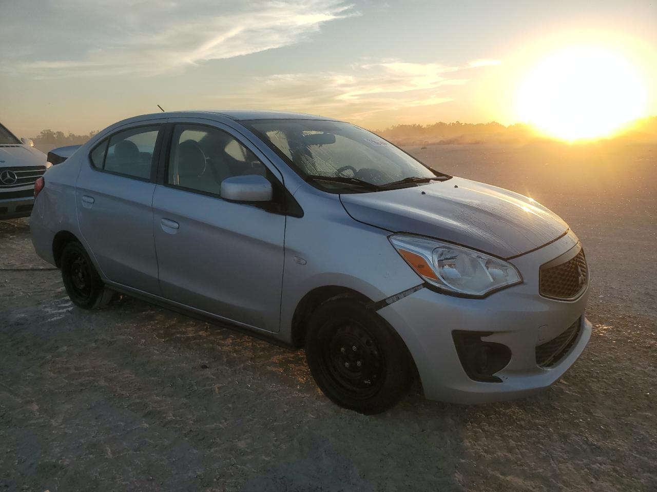 2020 MITSUBISHI MIRAGE G4 - Фото 4