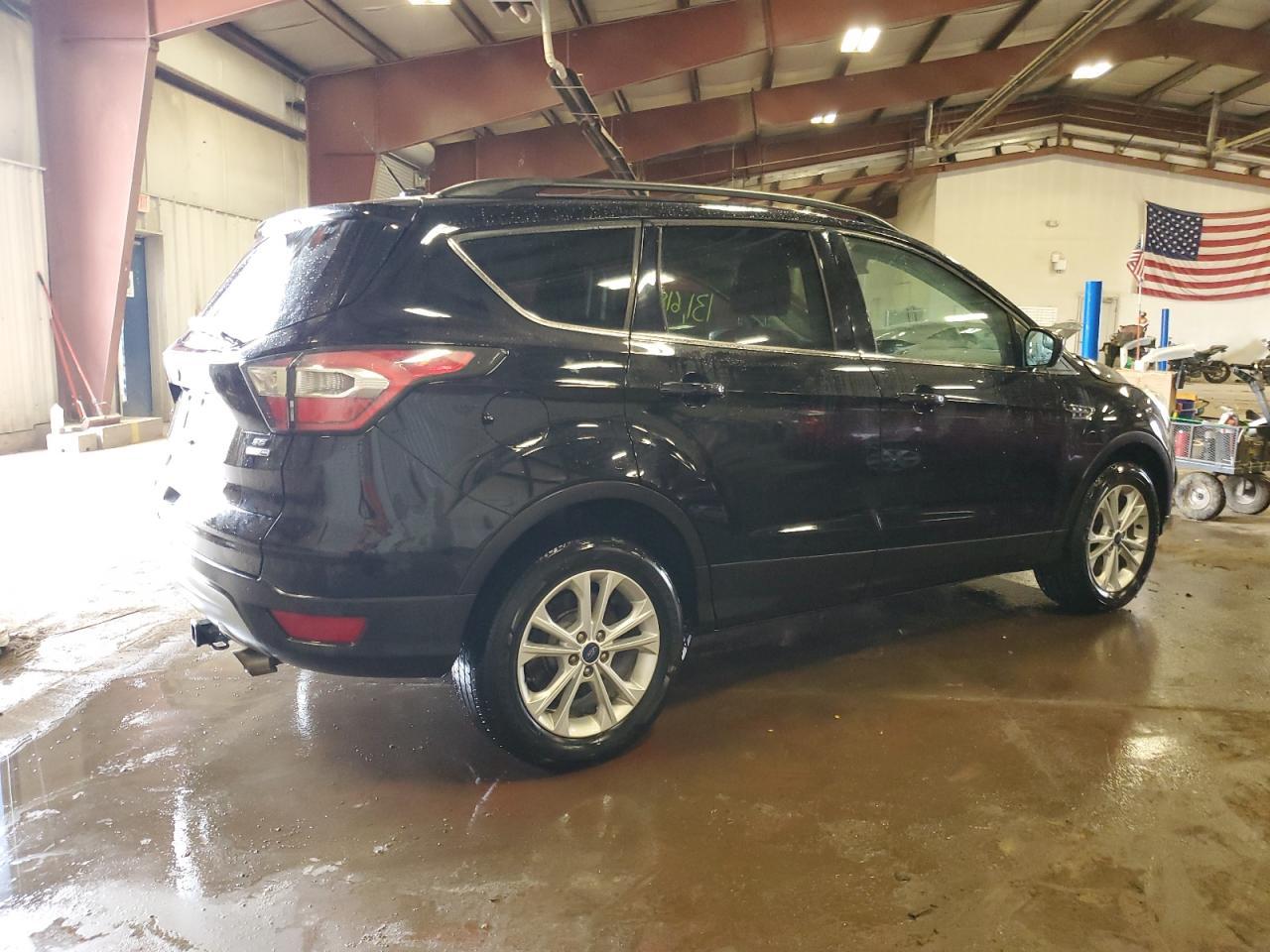 2017 FORD ESCAPE SE - Image 3