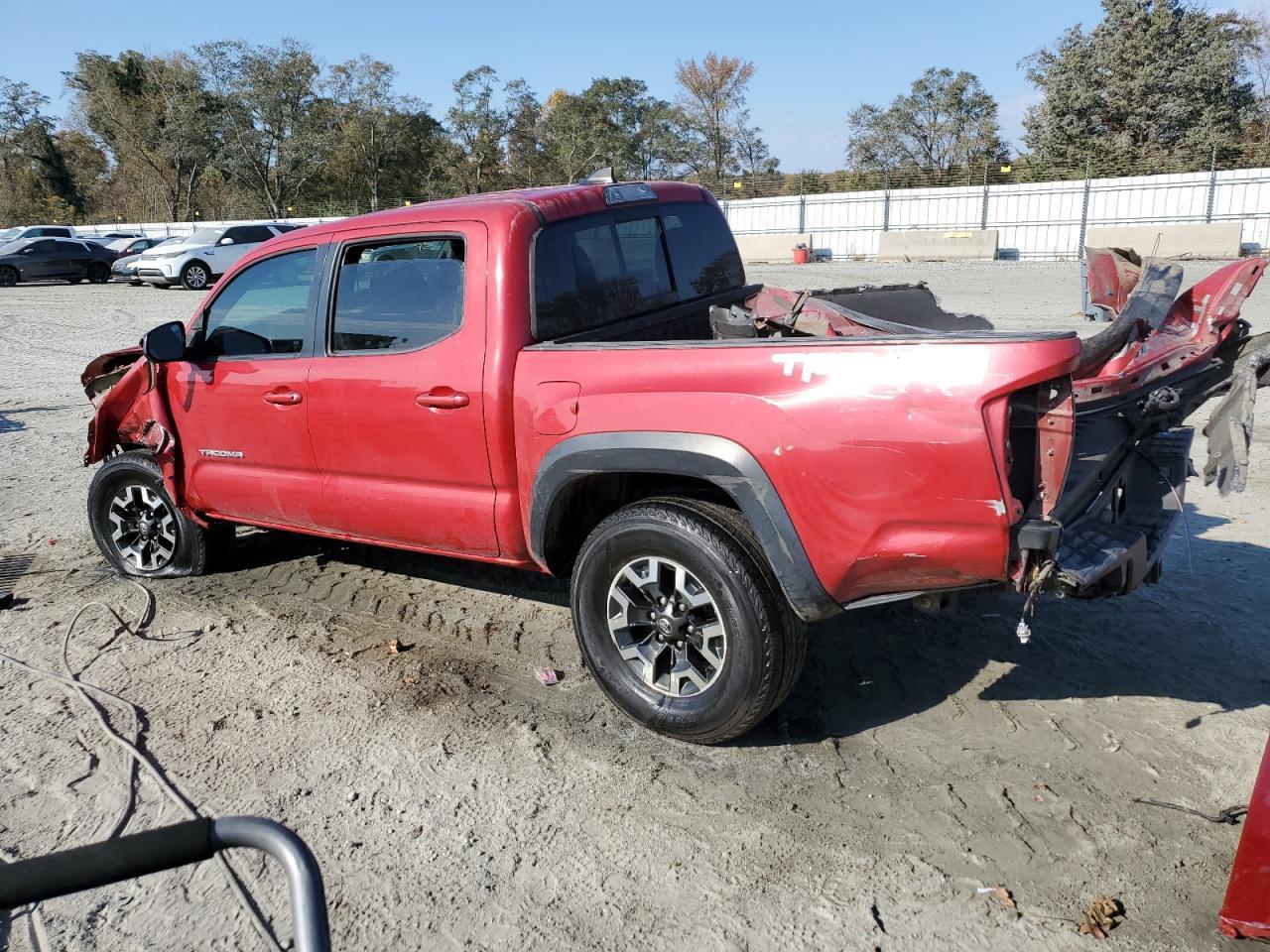2017 TOYOTA TACOMA DOU - Фото 2