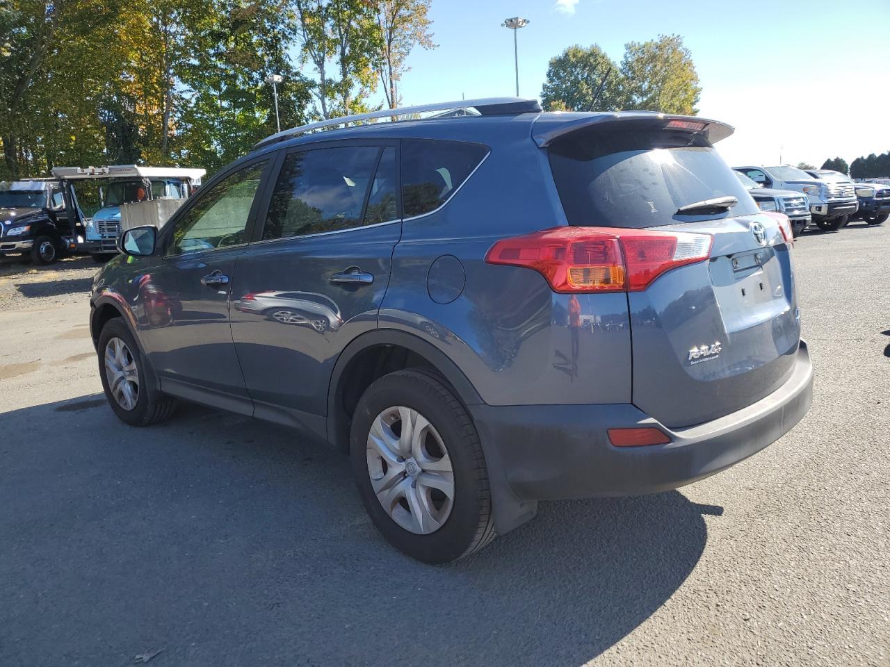 2014 TOYOTA RAV4 LE - Image 2