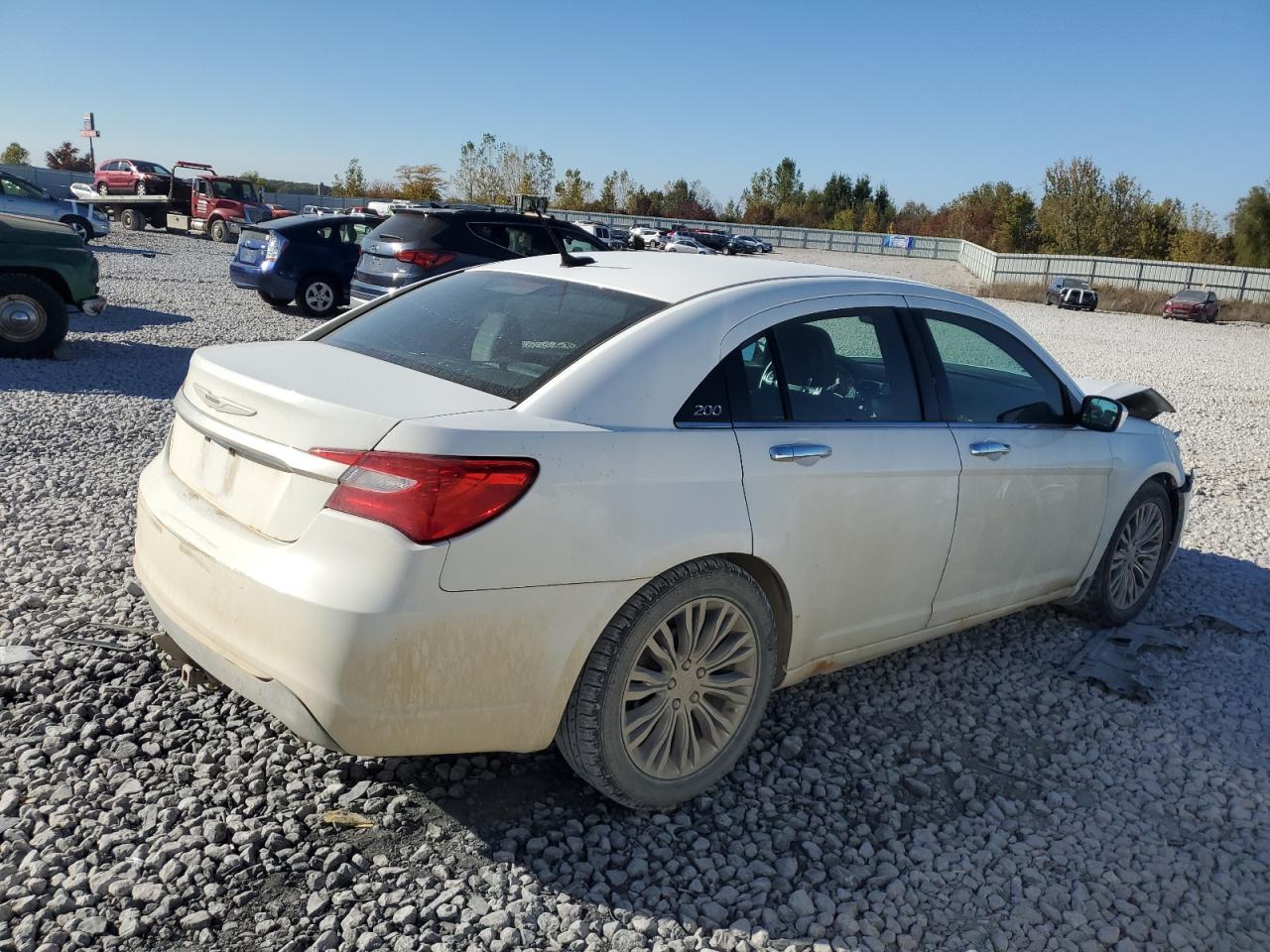 2012 CHRYSLER 200 LIMITE - Image 3