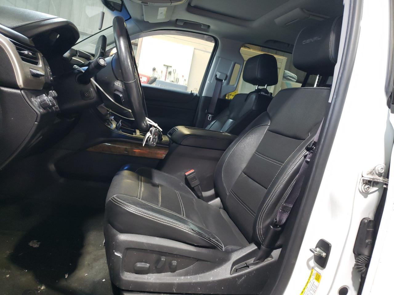 2016 GMC YUKON XL D - Фото 7